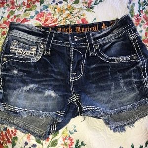 Rock Revival Shorts size 25